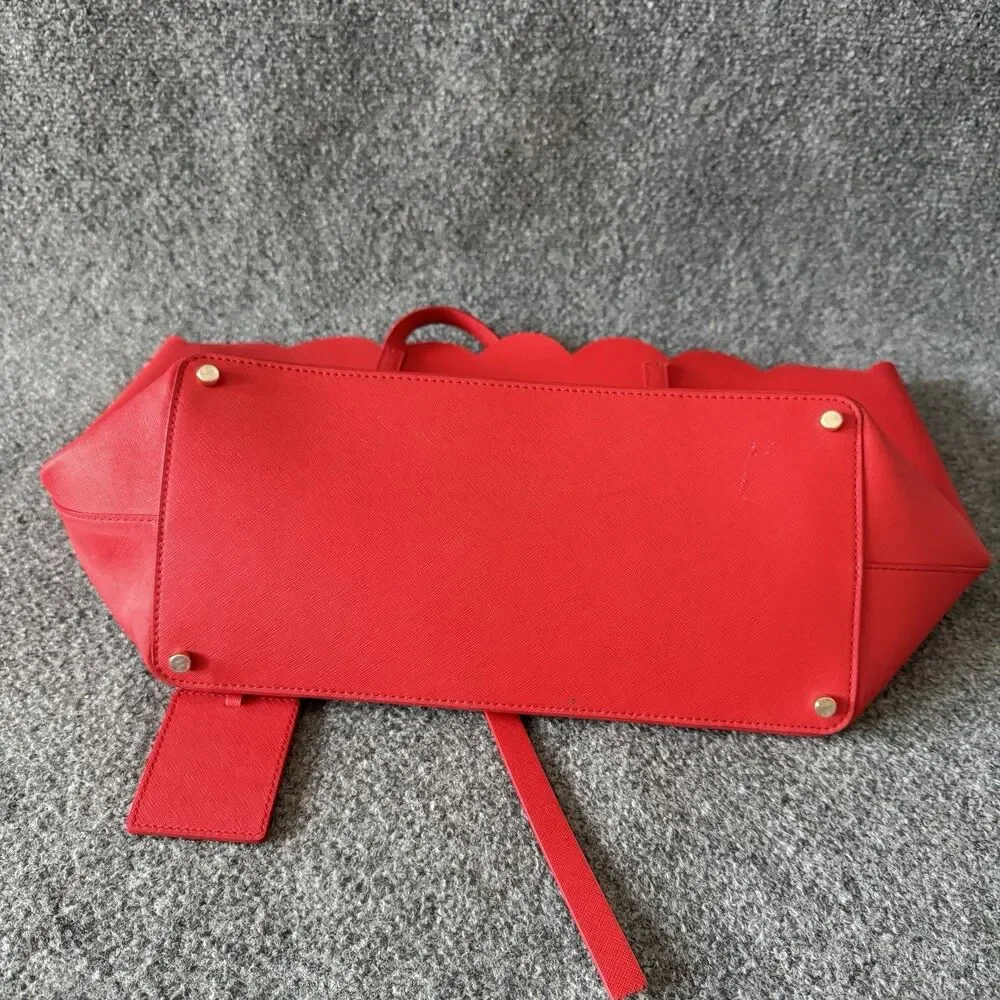 Kate Spade New York Lily Avenue Carrigan Tote Large Red Scalloped